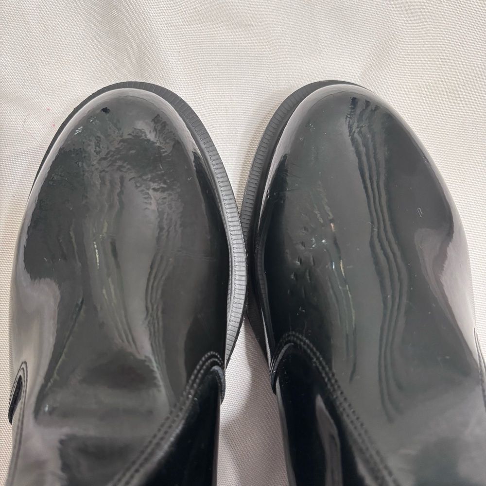 Dr. Martens Women’s Faun Chelsea Patent Boots Size 8 | Black Patent Leather - Picture 4 of 7